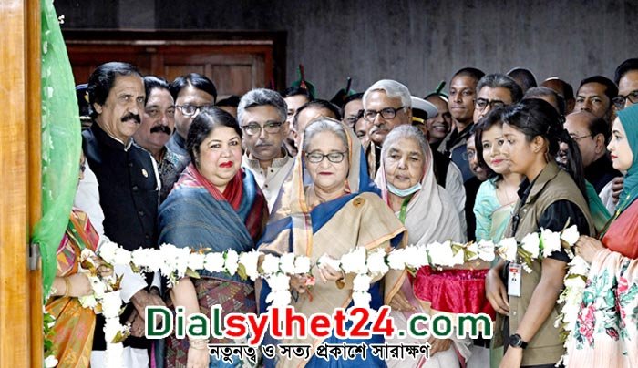 প্রার্থনা করুন যাতে দেশে গণতন্ত্র-স্থিতিশীলতা অব্যাহত থাকে