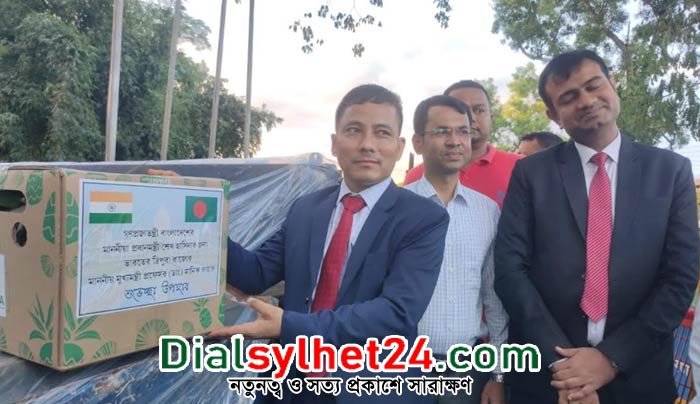 প্রধানমন্ত্রীকে ‘আনারস’ উপহার পাঠালেন ত্রিপুরার মুখ্যমন্ত্রী