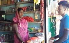 রং চায়ে ভাগ্য ফিরেছে সবিতার