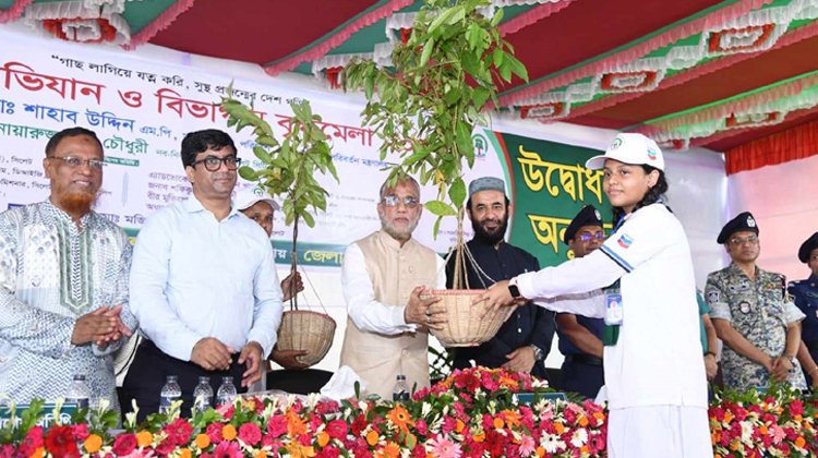 পরিবেশের মান উন্নয়নে অধিক পরিমাণে বৃক্ষরোপণ করতে হবে: পরিবেশ মন্ত্রী