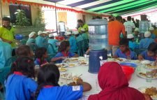 মৌলভীবাজারে মোঃ মাসুদ ফাউন্ডেশনের মেমানদারী সম্পন্ন