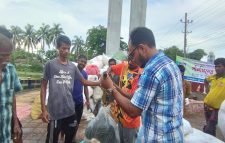 জমেছে পরিত্যক্ত পলিথিনের হাট, বিক্রি হলো ১৫শ কেজি