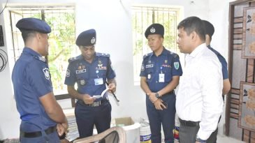 কমলগঞ্জ থানা পরিদর্শন করলেন জেলা পুলিশ সুপার 