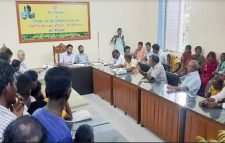 শ্রীমঙ্গলে চা শ্রমিকদের বকেয়া পাওনা নিয়ে বৈঠক