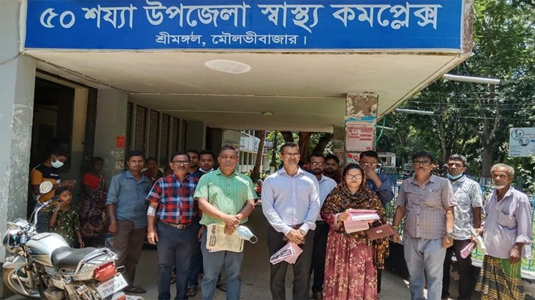 শ্রীমঙ্গলে ডেঙ্গু প্রতিরোধ বিষয়ক লিফলেট বিতরণ