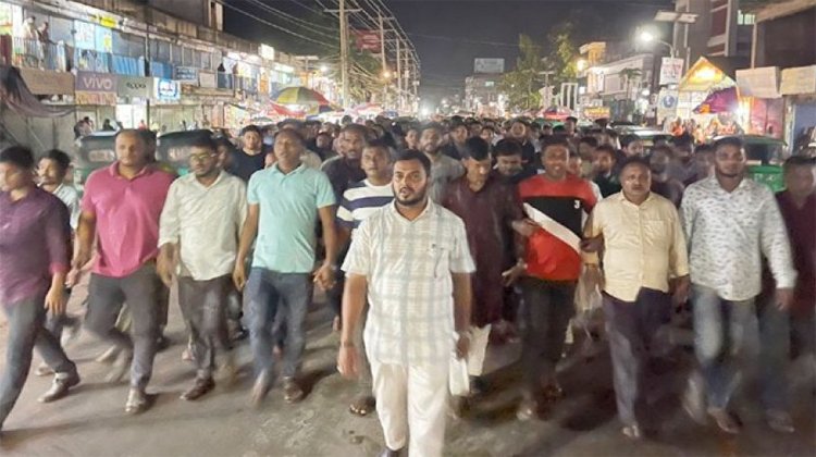 পরিবেশমন্ত্রীকে জড়িয়ে প্রকাশিত সংবাদের প্রতিবাদে বড়লেখায় বিক্ষোভ মিছিল