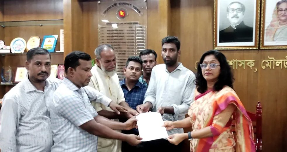 হোটেল শ্রমিক তানিম হত্যার সুষ্ঠু তদন্ত ও দোষীদের দৃষ্টান্তমূলক শাস্তির দাবিতে স্মারকলিপি