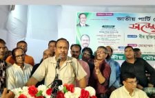 আমরা আওয়ামী লীগে নেই, বিএনপিতেও নেই, ৩’শ আসনেই নির্বাচন করতে চাই : মুজিবুল হক চুন্নু