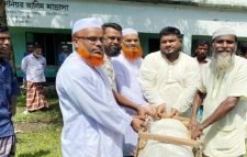 বড়লেখায় অর্ধশতাধিক পরিবার পেল পানির ফিল্টার