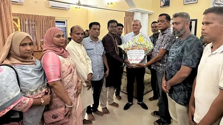 এম নাসের রহমানের সাথে শ্রীমঙ্গল পৌর বিএনপির আহ্বায়ক কমিটির সৌজন্য সাক্ষাৎ