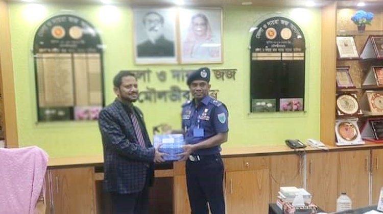 জেলা ও দায়রা জজ এর সাথে সৌজন্য সাক্ষাৎ করেন নবাগত জেলা পুলিশ সুপার