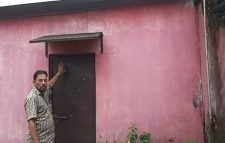 জায়গা সম্পত্তি জোরপূর্বক দখল করতে চাইছে খেলা মিয়া