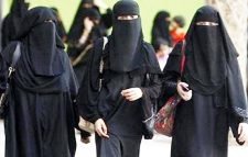 হিজাবের পর ফ্রান্সের স্কুলে নিষিদ্ধ হচ্ছে বোরকাও