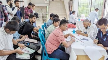 শাবিতে ডোপ টেস্ট দিয়ে ভর্তি হচ্ছেন শিক্ষার্থীরা