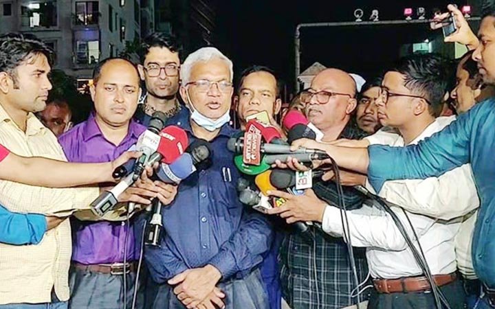 খালেদা জিয়াকে আরও কিছুদিন হাসপাতালে থাকতে হবে : ডা. জাহিদ