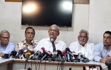 গ্রেনেড হামলার বিচার সরকারের সাজানো নাটক : ফখরুল