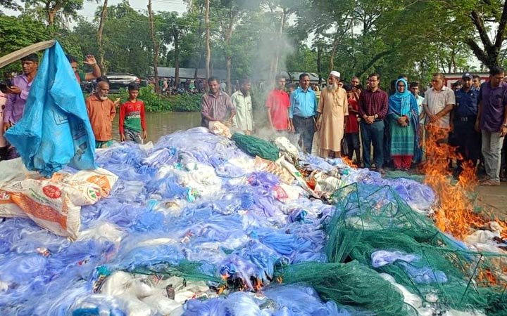 সুনামগঞ্জে পোড়ানো হলো ১ কোটি টাকার কারেন্ট জাল