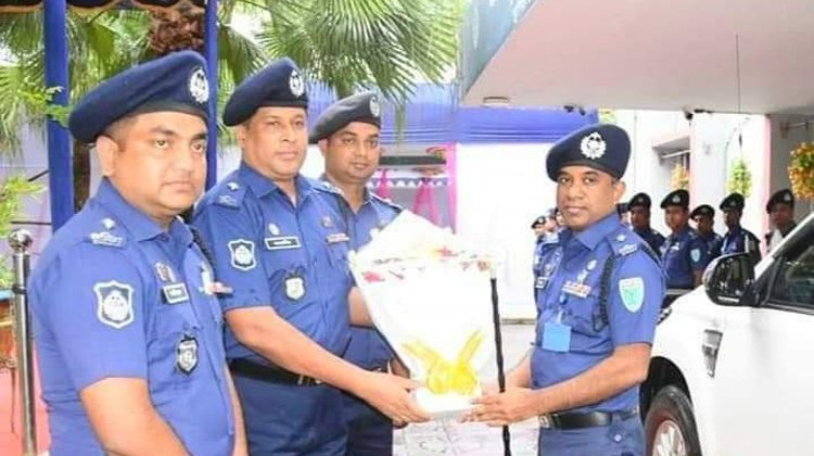 মৌলভীবাজারের নবাগত পুলিশ সুপার মো. মনজুর রহমানের শ্রীমঙ্গল থানা পরিদর্শন 