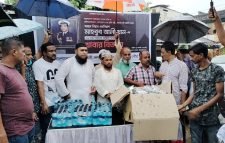 মৌলভীবাজারে বিএনপির মিলাদ ও খাবার বিতরণ