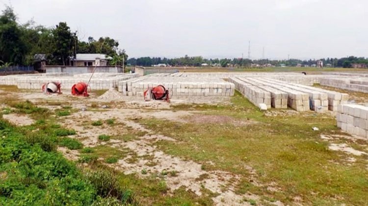 কুলাউড়ায় বিএসএফের বাধায় বন্ধ ৫৫ কোটি টাকার কাজ