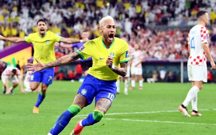 বলিভিয়ার জালে ব্রাজিলের গোল উৎসব