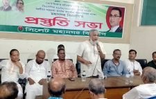 গণতন্ত্র পুনরুদ্ধারে ২১ সেপ্টেম্বরের রোডমার্চ সফল করতে হবে: নাসিম হোসাইন