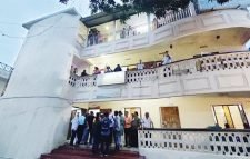 নাট্যকর্মীদের উপর হামলার ঘটনায় ৬০ জনকে আসামি করে মামলা