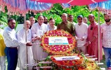 সাইফুর রহমানের কবরে জেলা ও মহানগর বিএনপির শ্রদ্ধা নিবেদন