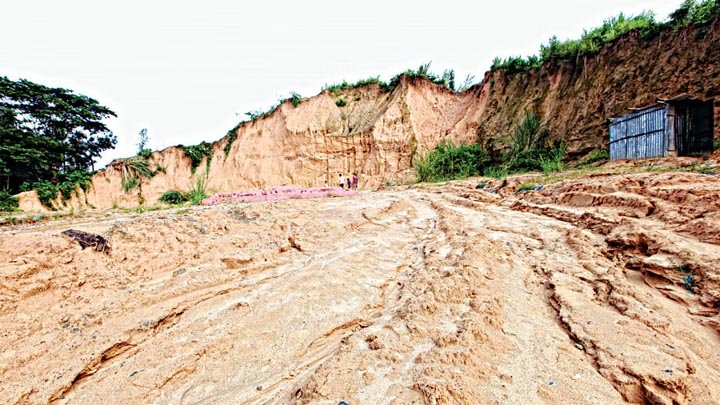 তিন দশকে সিলেট নগরীর ৫০ ভাগ টিলা ধ্বংস