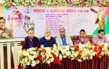 দেশকে সংকটমুক্ত করতে এই সরকারকে বিতাড়িত করতে হবে: মুক্তাদির