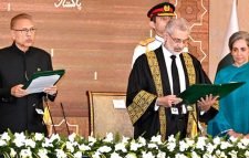 পাকিস্তানের নতুন প্রধান বিচারপতি কাজী ফয়েজ ঈসা