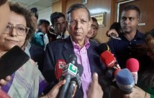 খালেদাকে বিদেশে চিকিৎসার আবেদন স্বরাষ্ট্র হয়ে আইন মন্ত্রণালয়ে