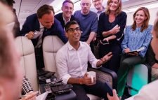 ব্রিটিশ প্রধানমন্ত্রীর আশা ভারতে ‘জামাই আদর’ পাবেন