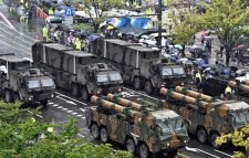 লন্ডনে সেনা মোতায়েন