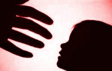 জাম্বুরা খাওয়ানোর লোভ দেখিয়ে  শিশুর শ্লীলতাহানির অভিযোগ