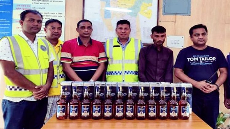 ভারতীয় ১২ বোতল মদসহ ১ জনকে গ্রেপ্তার করেছে শ্রীমঙ্গল থানা পুলিশ