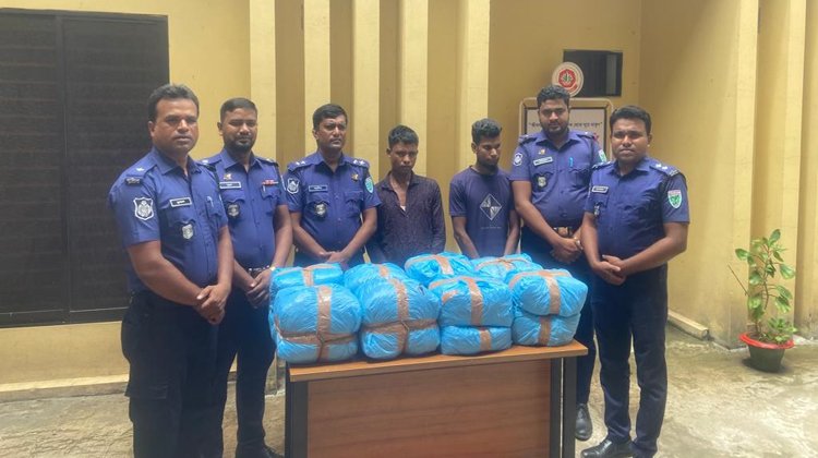 কুলাউড়ায় ৪১ কেজি গাঁজাসহ আটক ২