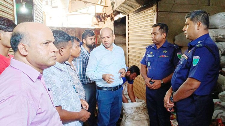 শ্রীমঙ্গলে চা পাতা জব্দের ঘটনায় ২ লক্ষ টাকা অর্থদন্ড