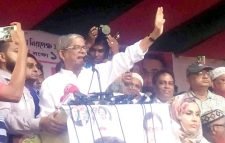 সরকার পরিকল্পিতভাবে দেশের রাজনীতি নষ্ট করেছে: ফখরুল