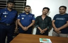 কুলাউড়ায় পুলিশের অভিযানে ইয়াবাসহ আটক ১