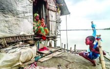 ৬ বছরে ৪৪ দেশের ৪ কোটি ৩১ লাখ শিশু বাস্তুচ্যুত