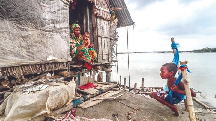 ৬ বছরে ৪৪ দেশের ৪ কোটি ৩১ লাখ শিশু বাস্তুচ্যুত