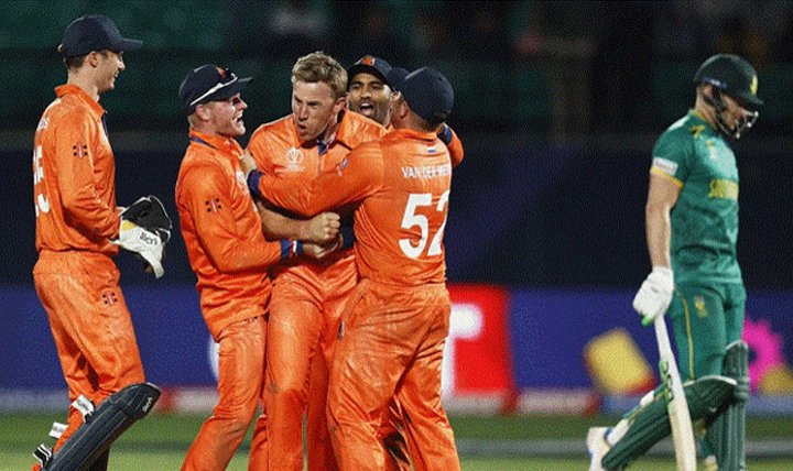 দক্ষিণ আফ্রিকাকে হারিয়ে বিশ্বকাপে আরেক অঘটন নেদারল্যান্ডসের