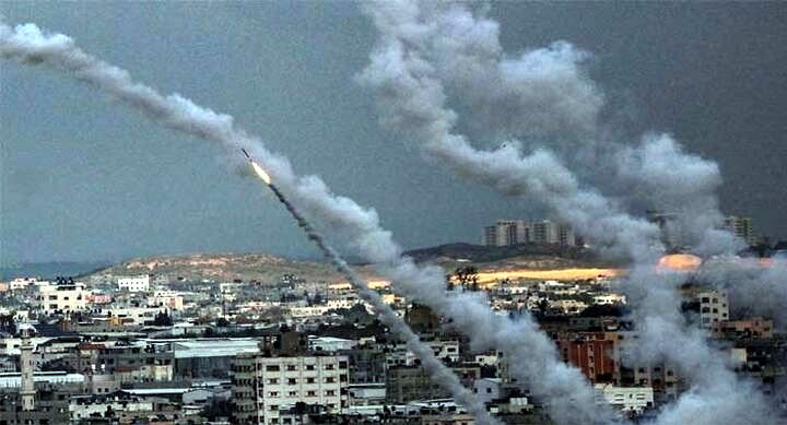 ইসরায়েলকে লক্ষ্য করে আরও ১৫০ রকেট ছুড়লো হামাস
