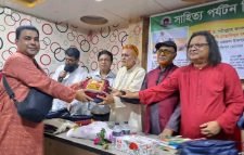 বাংলাদেশ পোয়েটস ক্লাবের ২দিনব্যাপী সাহিত্য পর্যটন মিশন কুমিল্লা পরিভ্রমণ সম্পন্ন