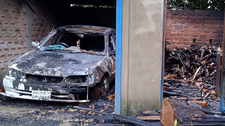 দুর্বৃত্তের আগুনে পুড়ল প্রবাসীর গাড়ি, ৮দিনেও উদঘাটন হয়নি রহস্য