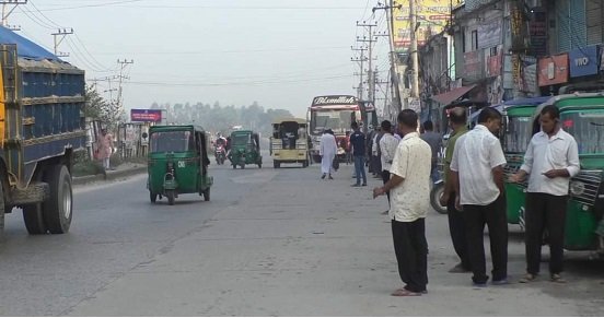 আতঙ্কে ফাঁকা রাজধানী