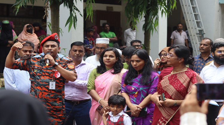 মৌলভীবাজারে ভূমিকম্প ও অগ্নিকান্ড বিষয়ক মহড়া অনুষ্ঠিতঃ