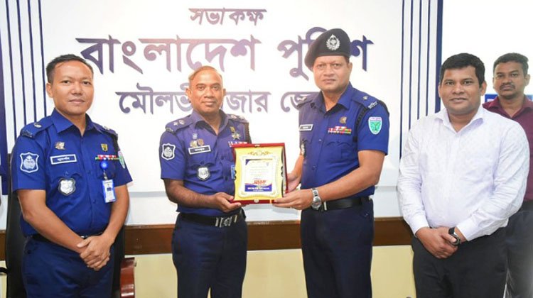 এবার ৯ম বারের মতো জেলার শ্রেষ্ঠ কুলাউড়ার ওসি