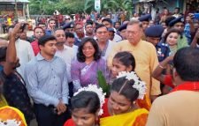 চা বাগানের ক্ষুদ্র নৃগোষ্ঠীদের ঐতিহ্যবাহী করম উৎসব